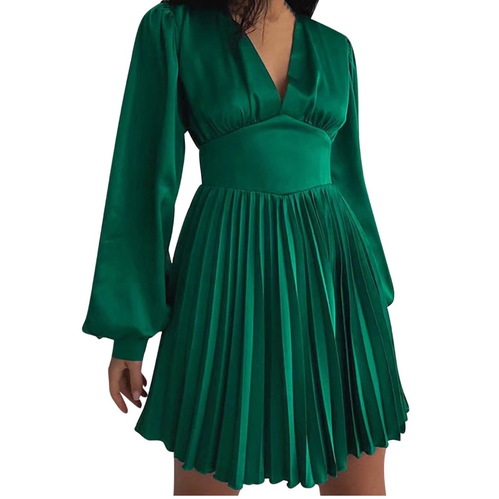 Women's Green Satin Dress Long Puff Sleeve Empire Waist Mini NWOT Size 8